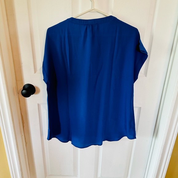 🎉HOST PICK🎉🔥3 for $30🔥👚💙NWT Women’s Blouse - Size Large💙👚 - Picture 6 of 8